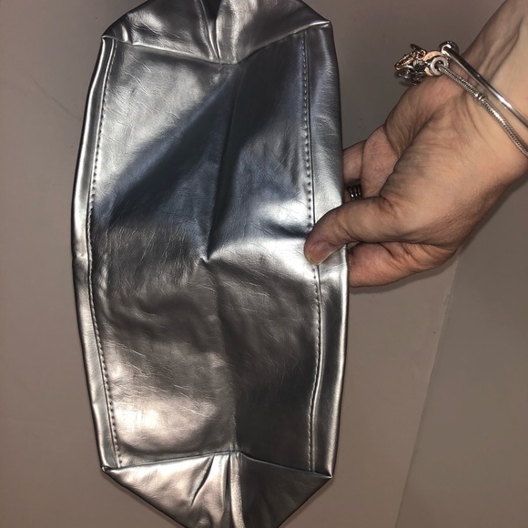 Beyoncé parfums shoulder bag NWT - Picture 5 of 6